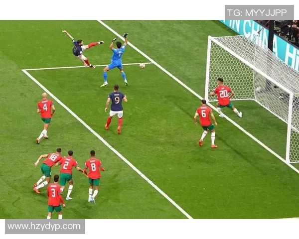 足球巨星拼图壁纸展现世界顶级球员风采与魅力的精彩瞬间